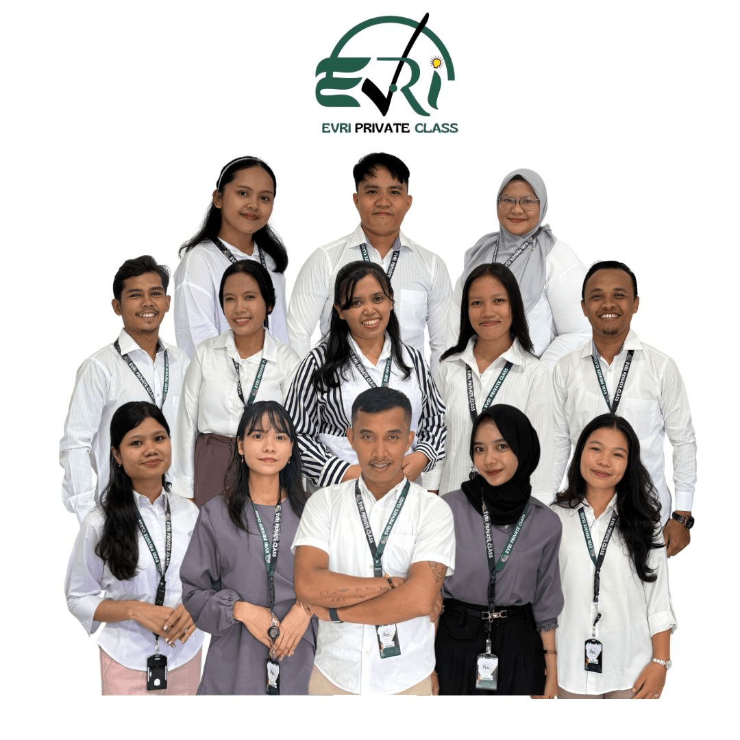 Tim pengajar dan staf Evri Private Class