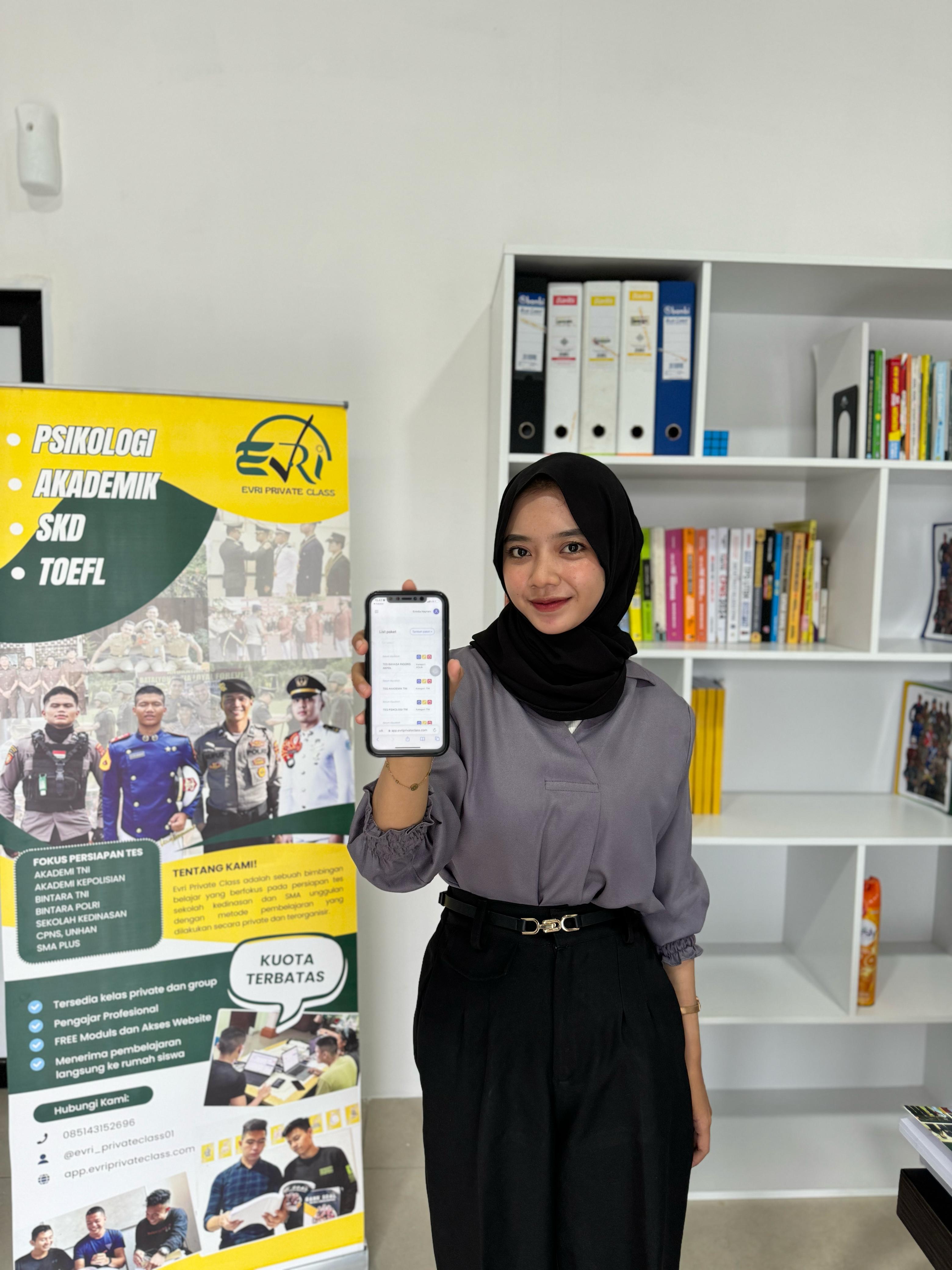 Admin menunjukkan daftar paket tryout CAT di aplikasi Evri Private Class
